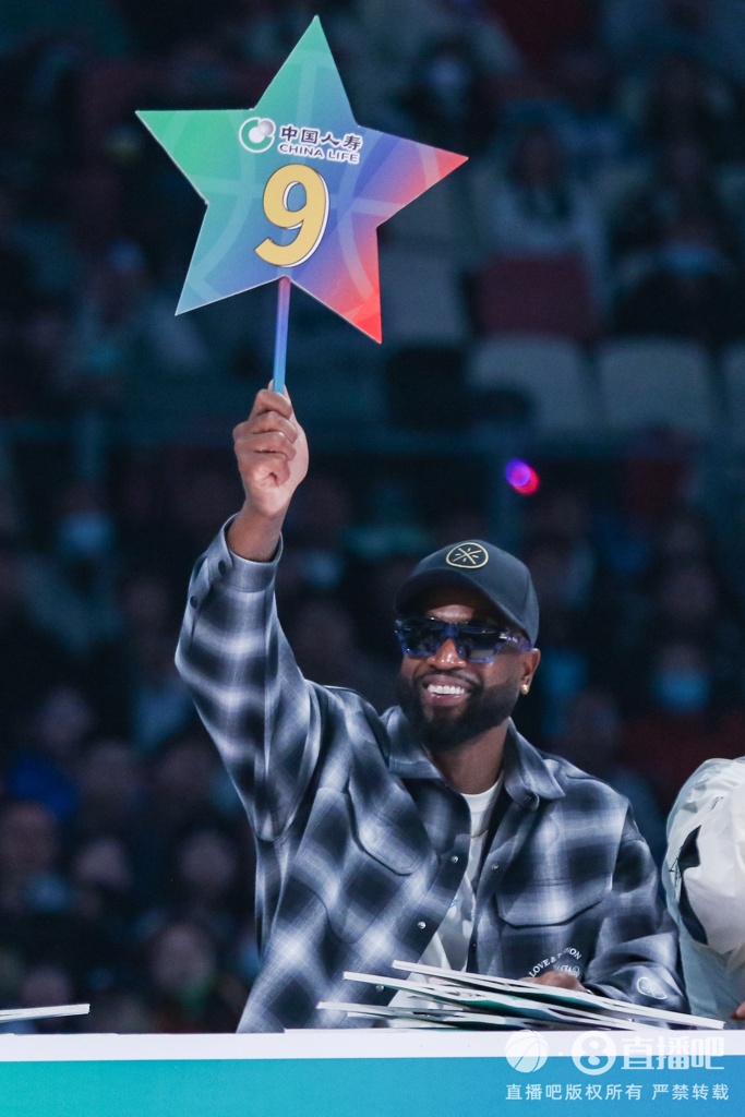 韦德抨击部分球迷：别以为看过几场球就懂NBA 那是不尊重这项运动